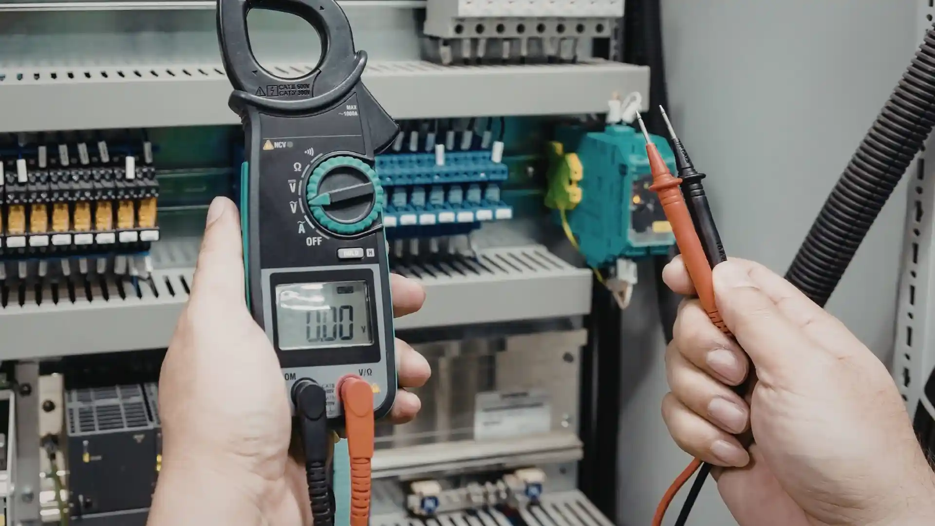 Why Electrical Inspections Are Important Before Buying a Home Image (2)